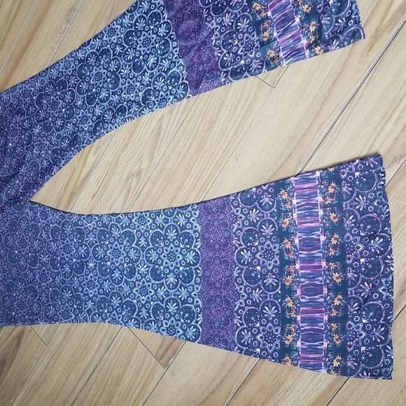 Like new! La Hearts Mandela Purple Big Flare BOHO Pants Size Medium - Picture 14 of 15